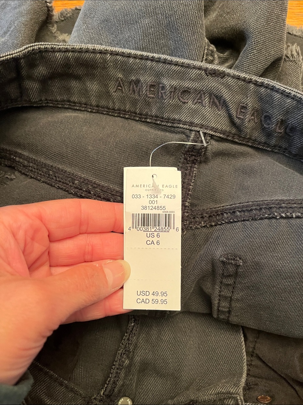 AMERICAN EAGLE Denim Shorts, size 6 - 2 pair - Picture 4 of 10